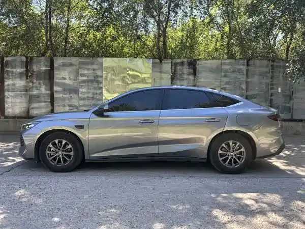 BYD Qin L — фото 3