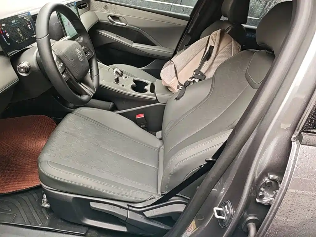 BYD Qin PLUS — фото 15