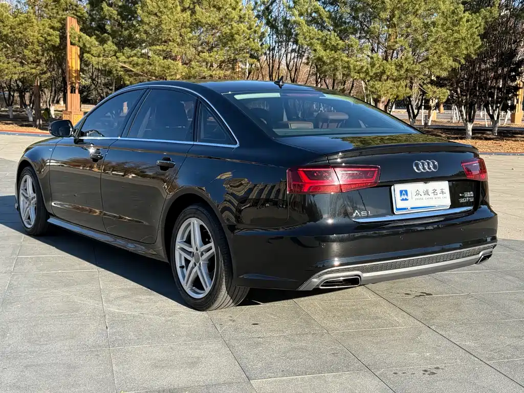Audi A6L — фото 7