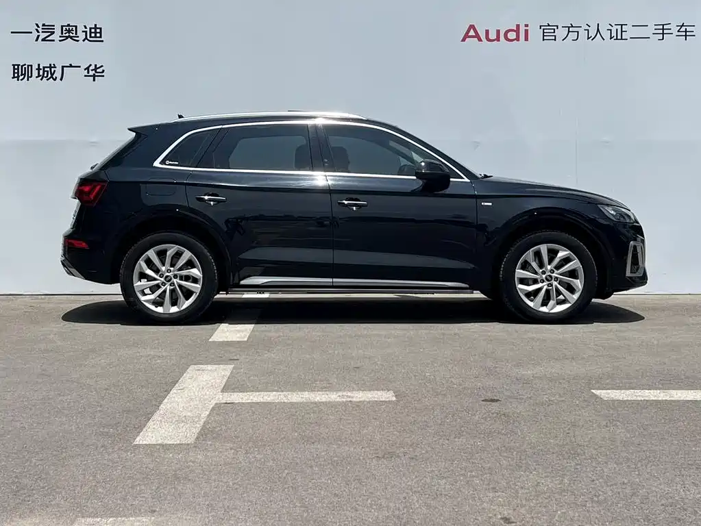 Audi Q5L — фото 3