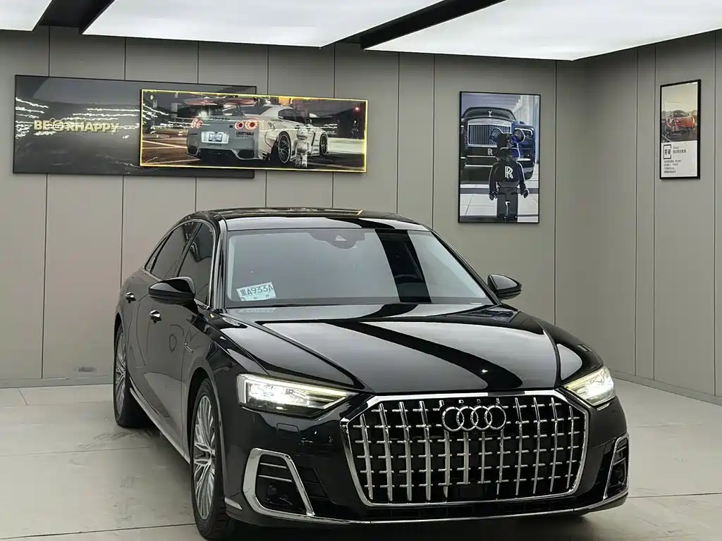 Audi A8 — фото 3