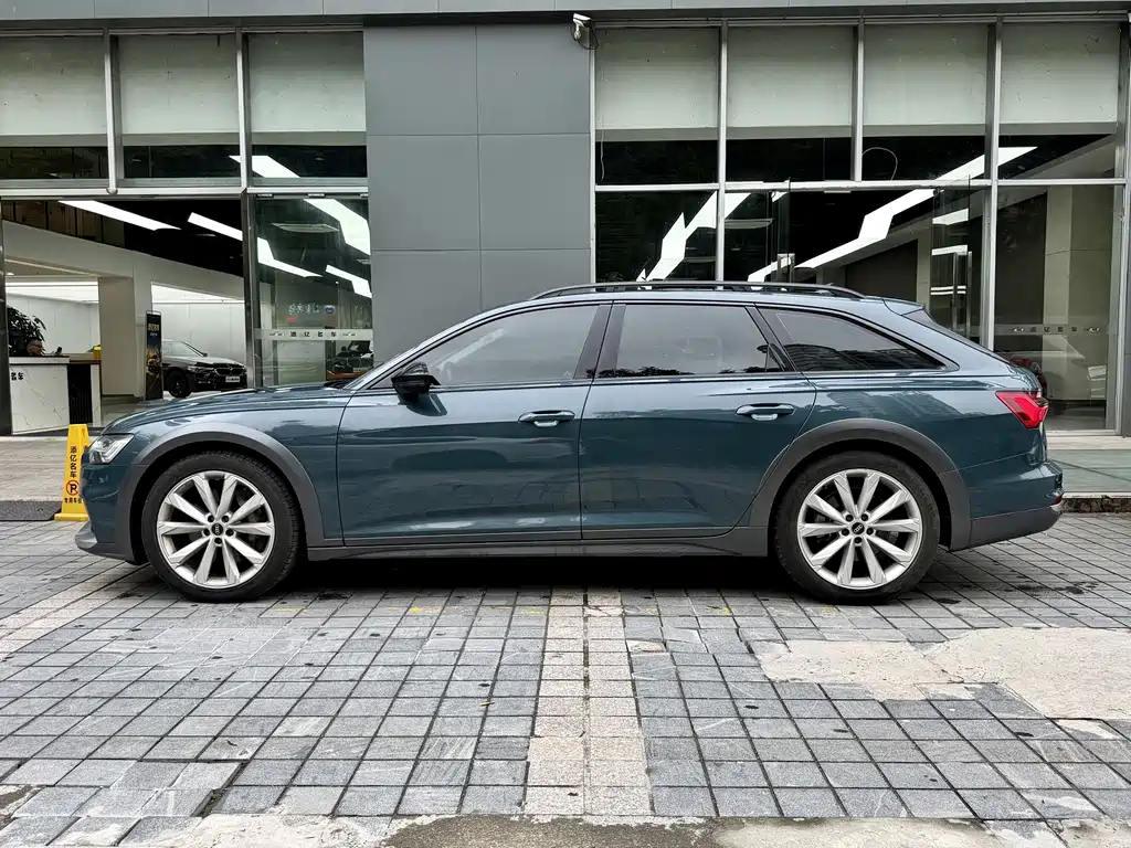 Audi A6 (Import) — фото 4