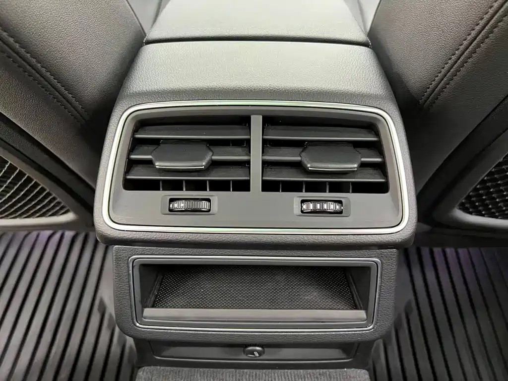 Audi A6 (Import) — фото 22