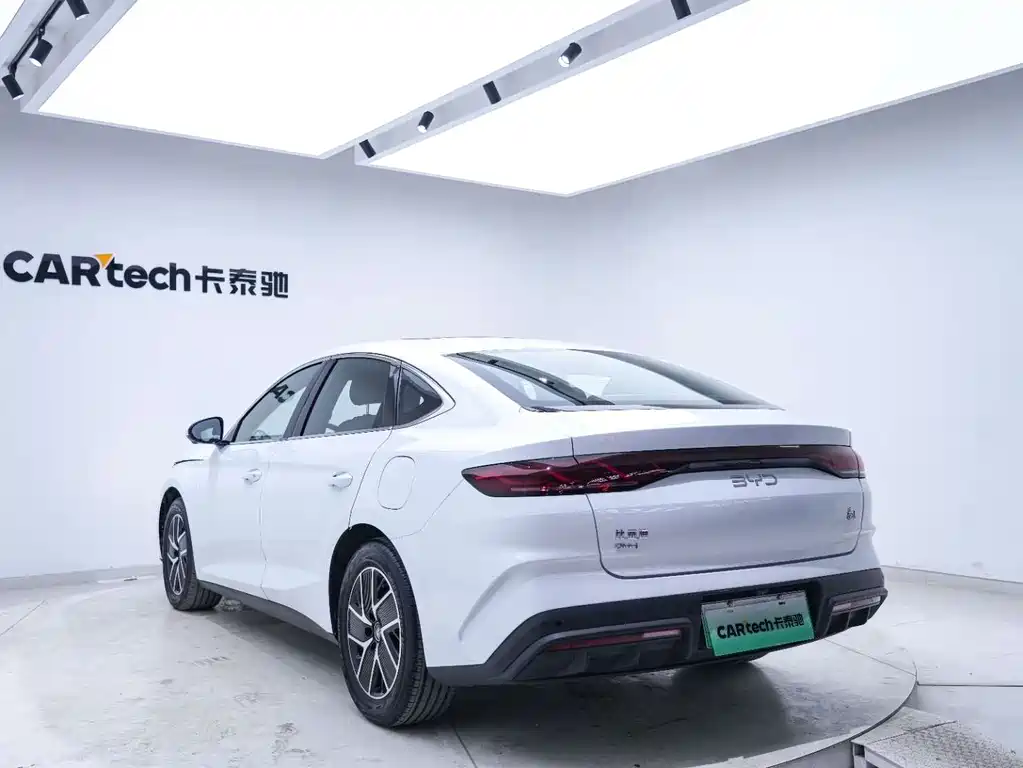 BYD Qin L — фото 6