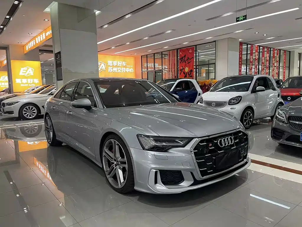 Audi S6 — фото 3