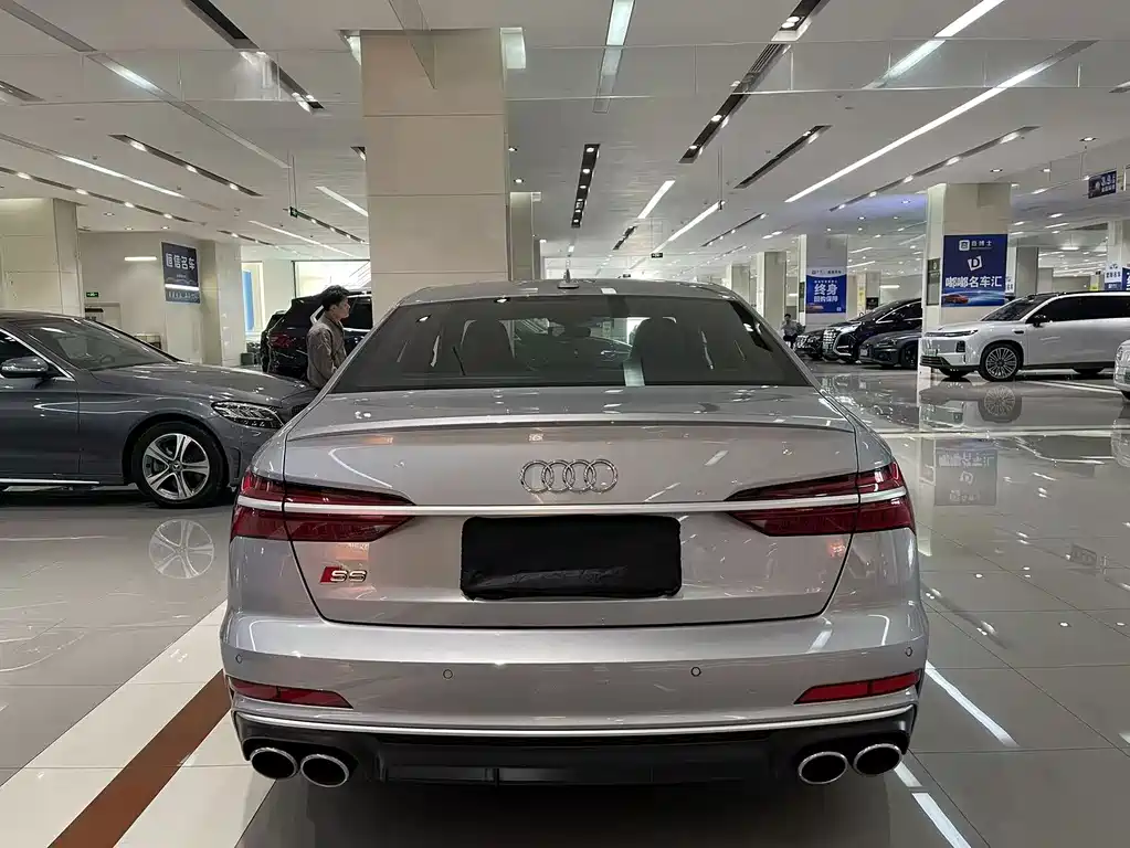 Audi S6 — фото 5