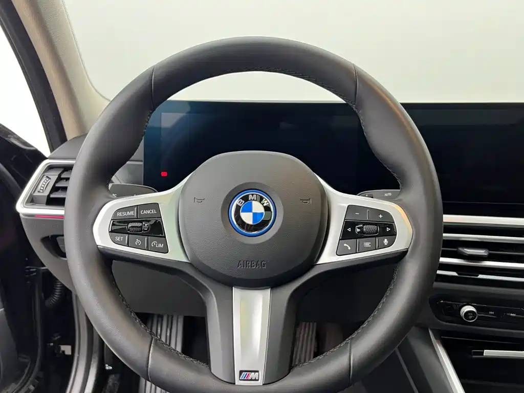 BMW i3 — фото 9