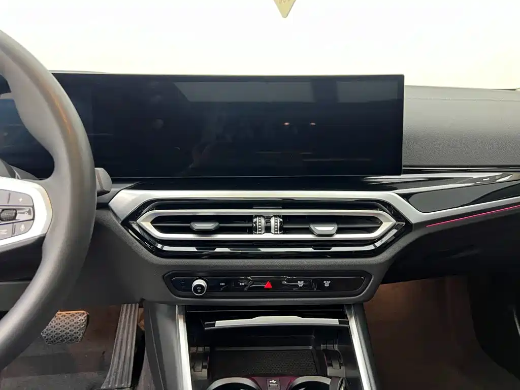 BMW i3 — фото 10