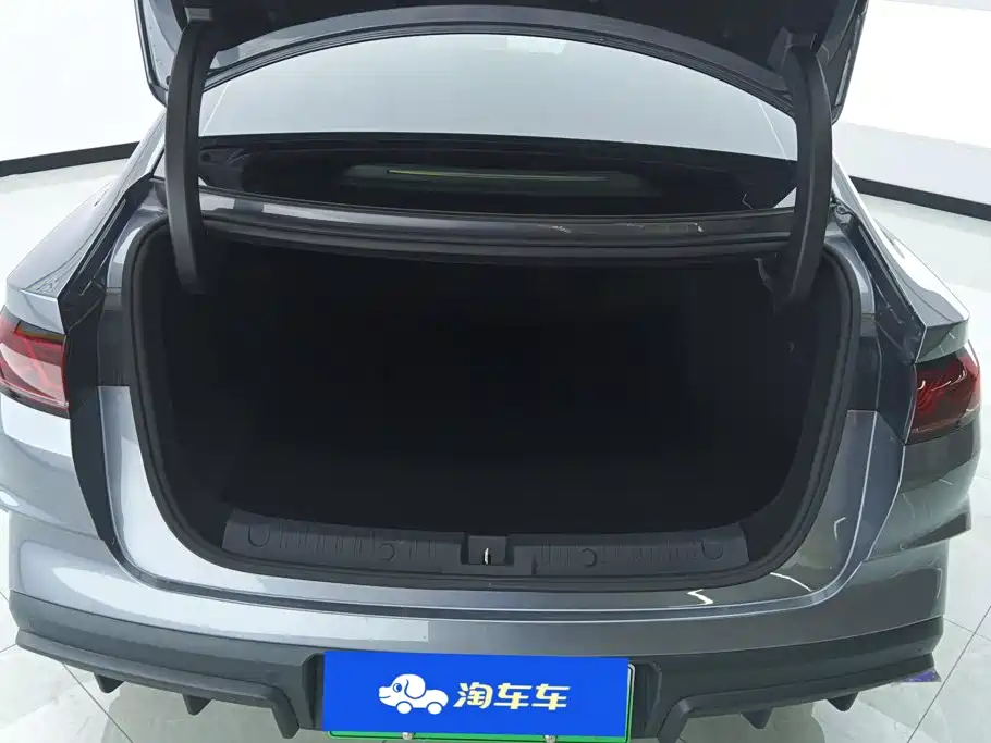 BYD Qin L — фото 4