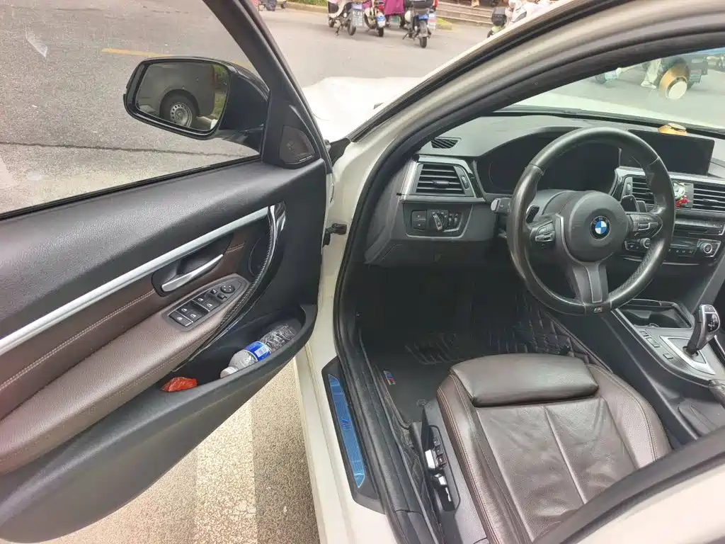 BMW 3 Series — фото 13