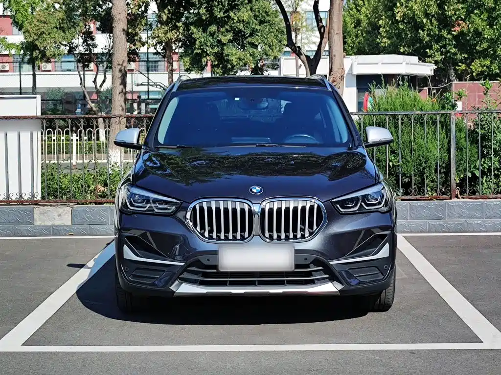 BMW X1 — фото 5
