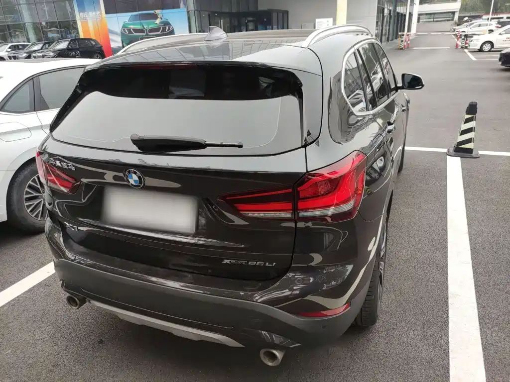BMW X1 — фото 10