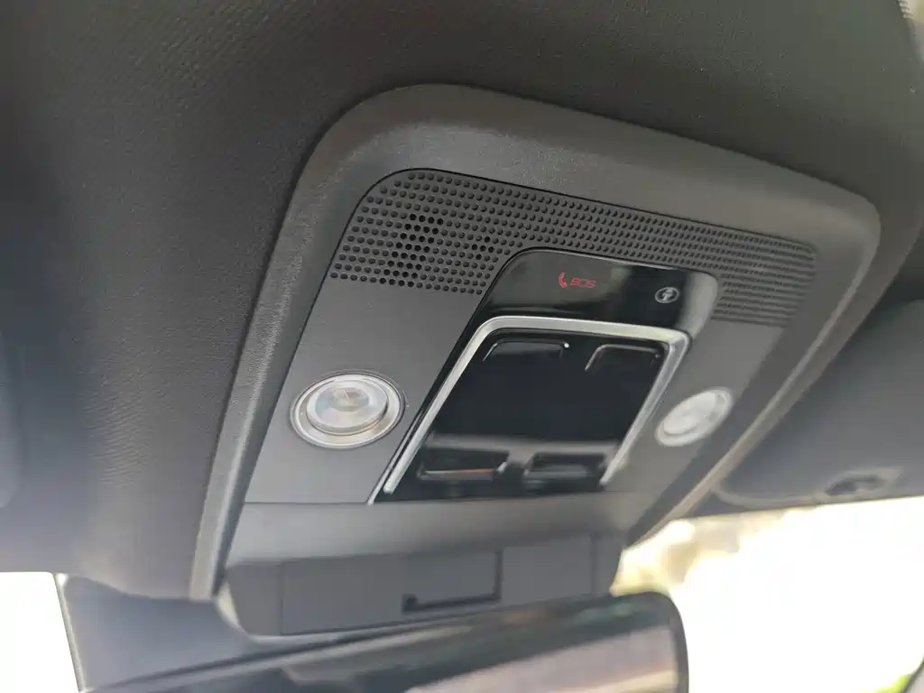 BYD Seal — фото 14