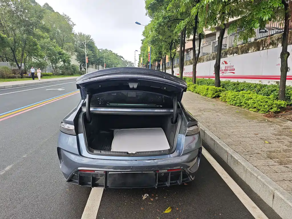 BYD Seal — фото 21