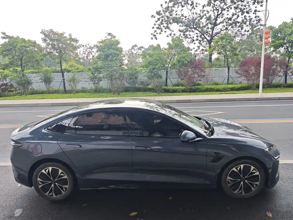 BYD Seal — фото 4