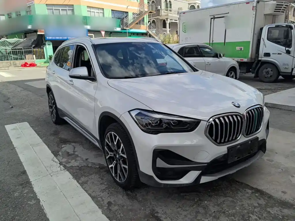 BMW X1 — фото 3
