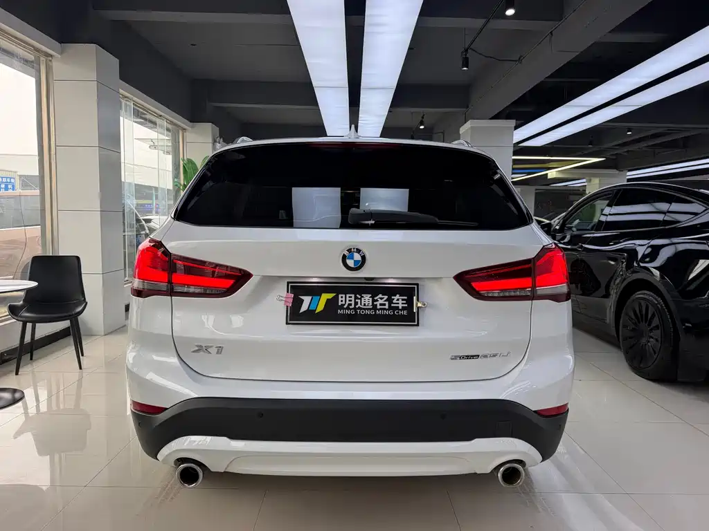 BMW X1 — фото 4