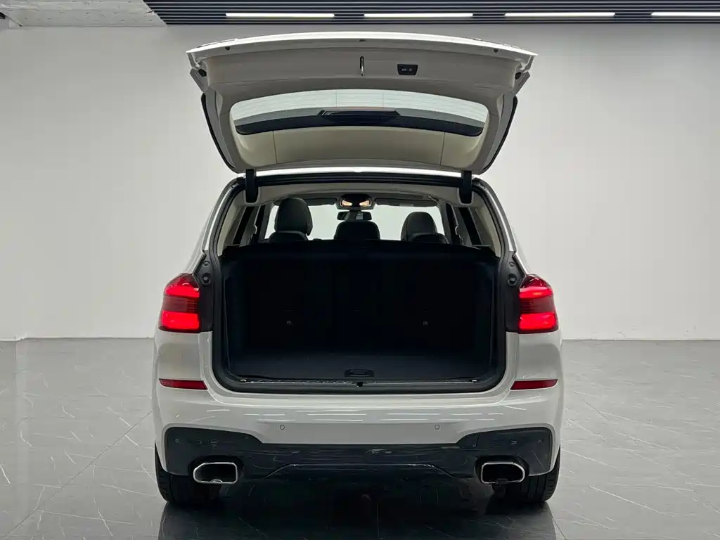 BMW X3 — фото 11
