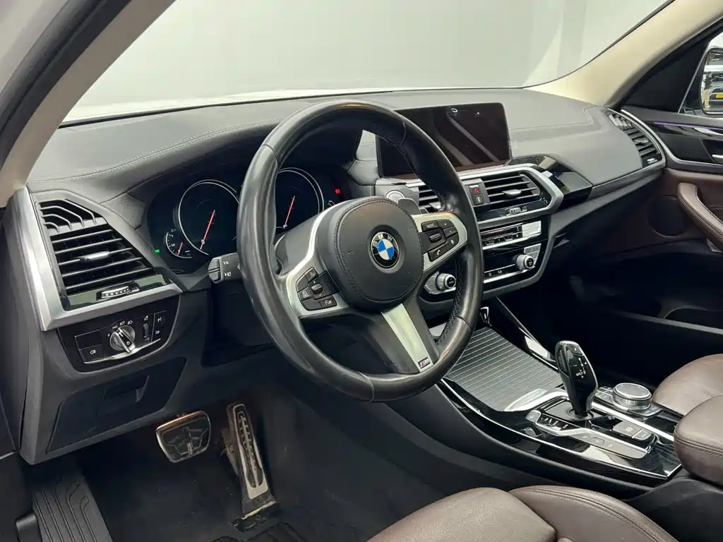 BMW X3 — фото 14