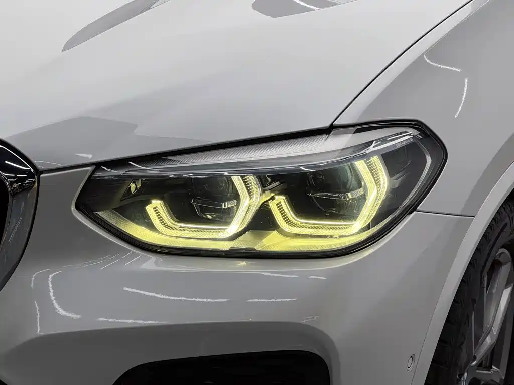 BMW X3 — фото 9