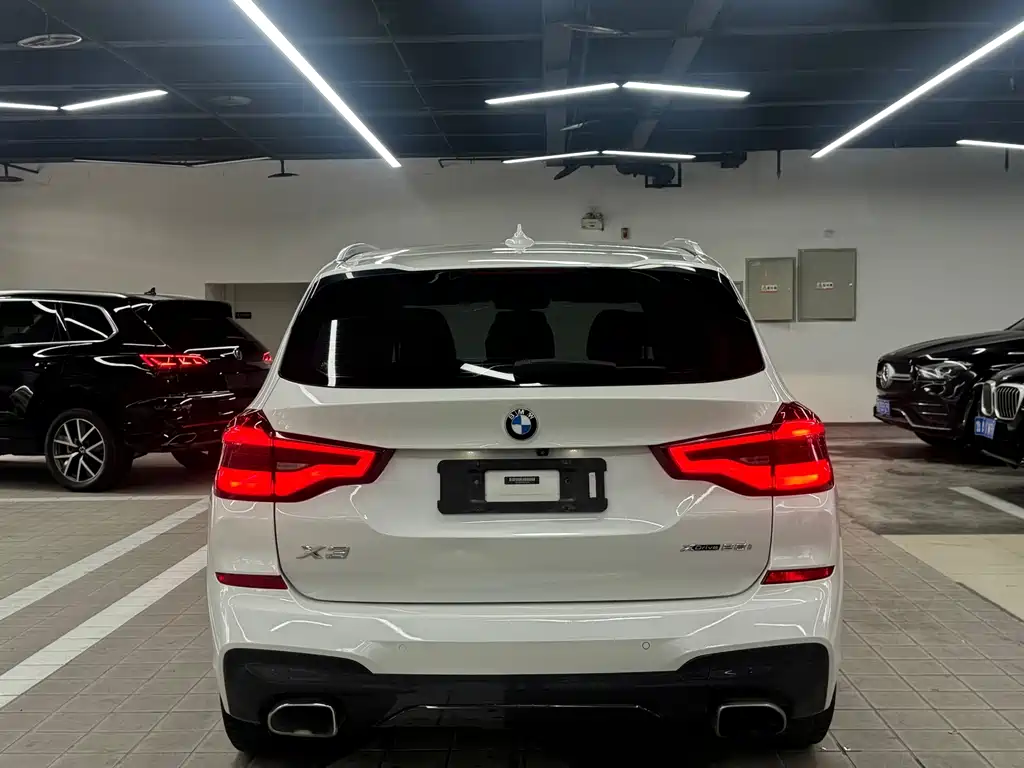 BMW X3 — фото 4