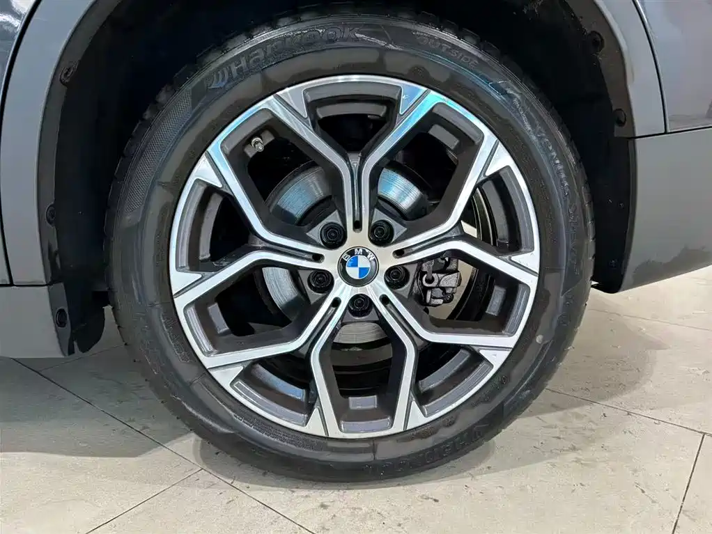 BMW X1 — фото 4