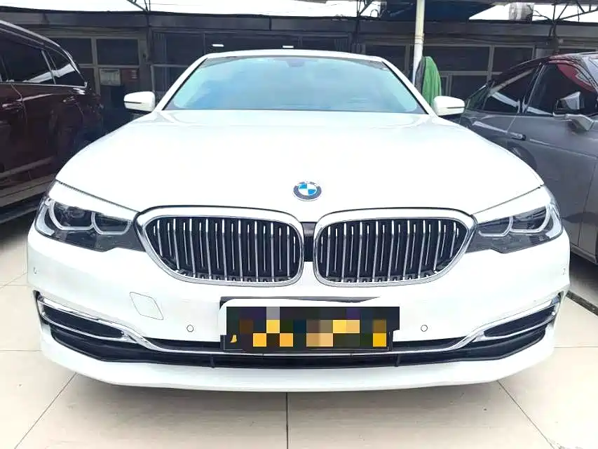BMW 5 Series — фото 2
