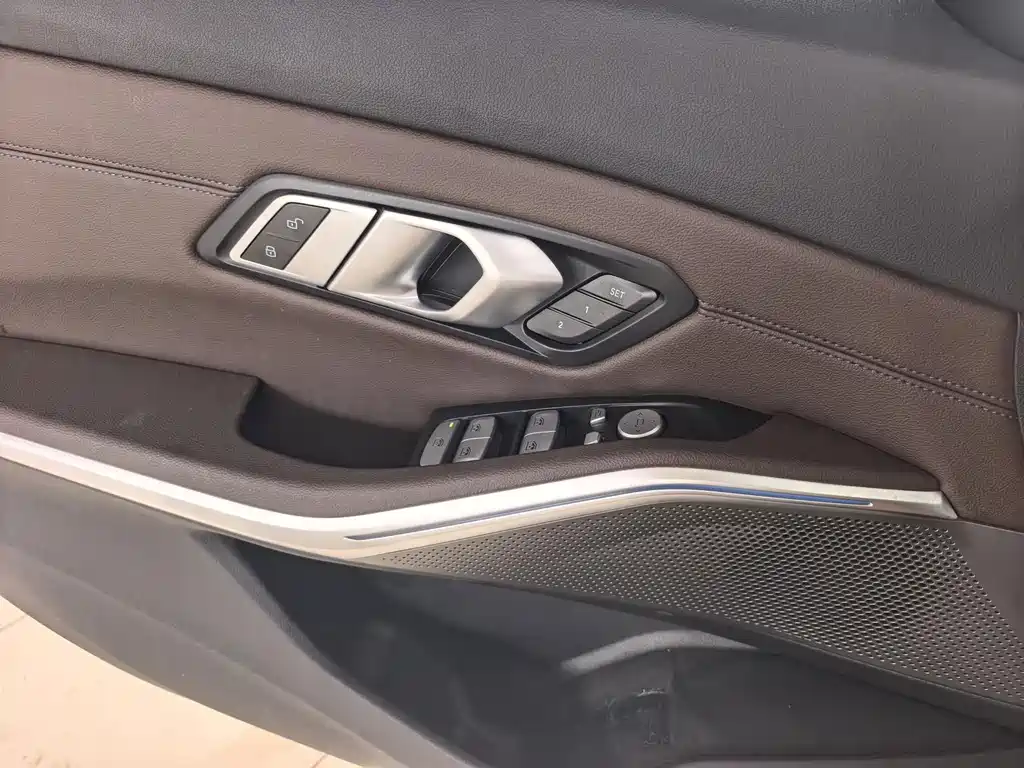 BMW i3 — фото 5