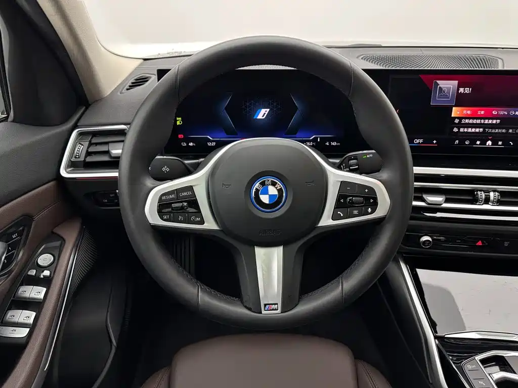 BMW i3 — фото 10
