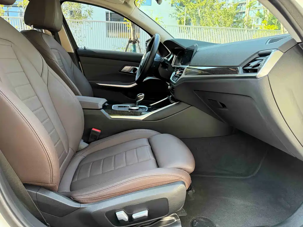 BMW 3 Series — фото 10