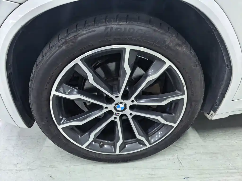BMW X3 — фото 10