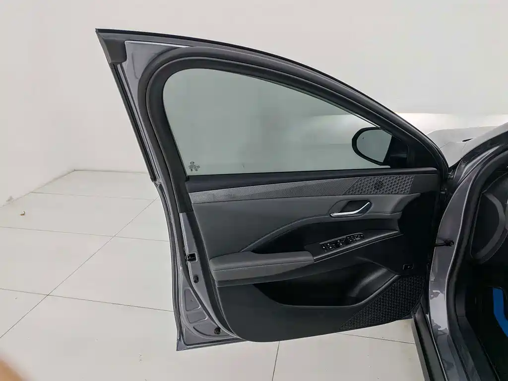BYD Qin PLUS — фото 15
