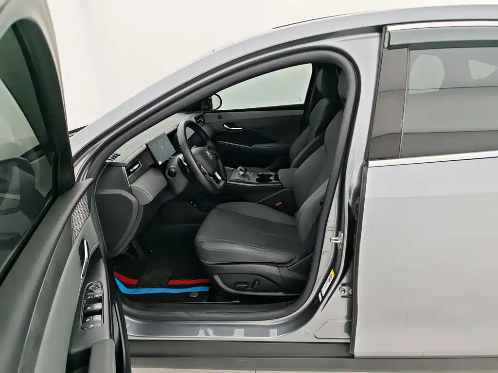 BYD Qin PLUS — фото 21