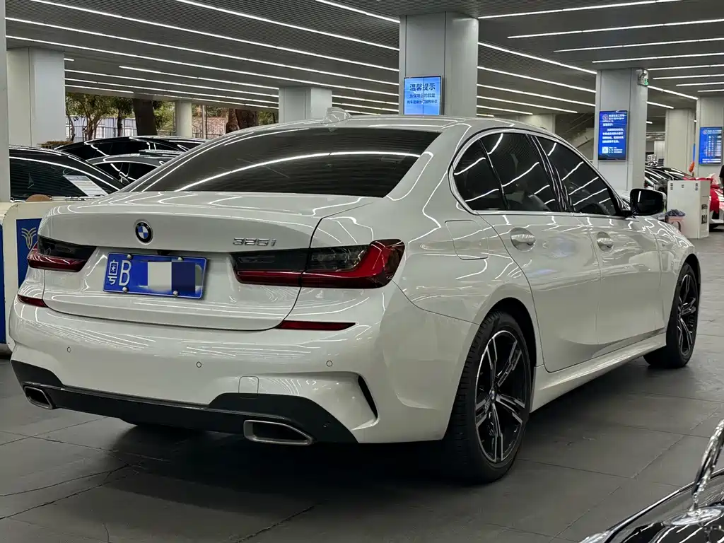 BMW 3 Series — фото 10