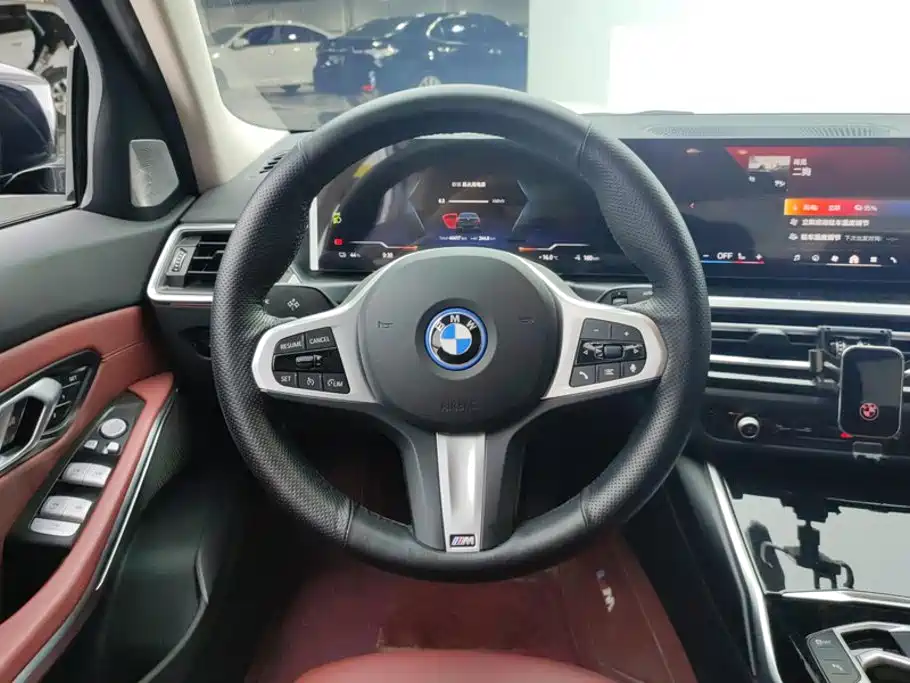 BMW i3 — фото 15