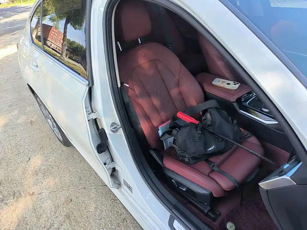 BMW i3 — фото 24
