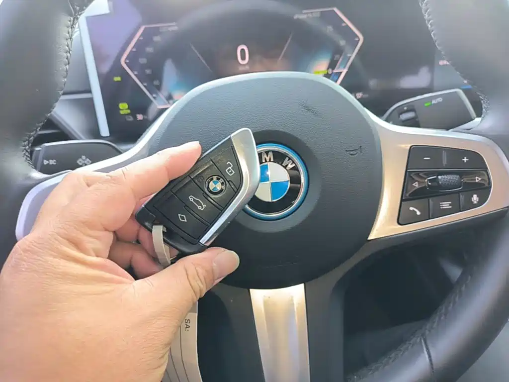 BMW i3 — фото 8