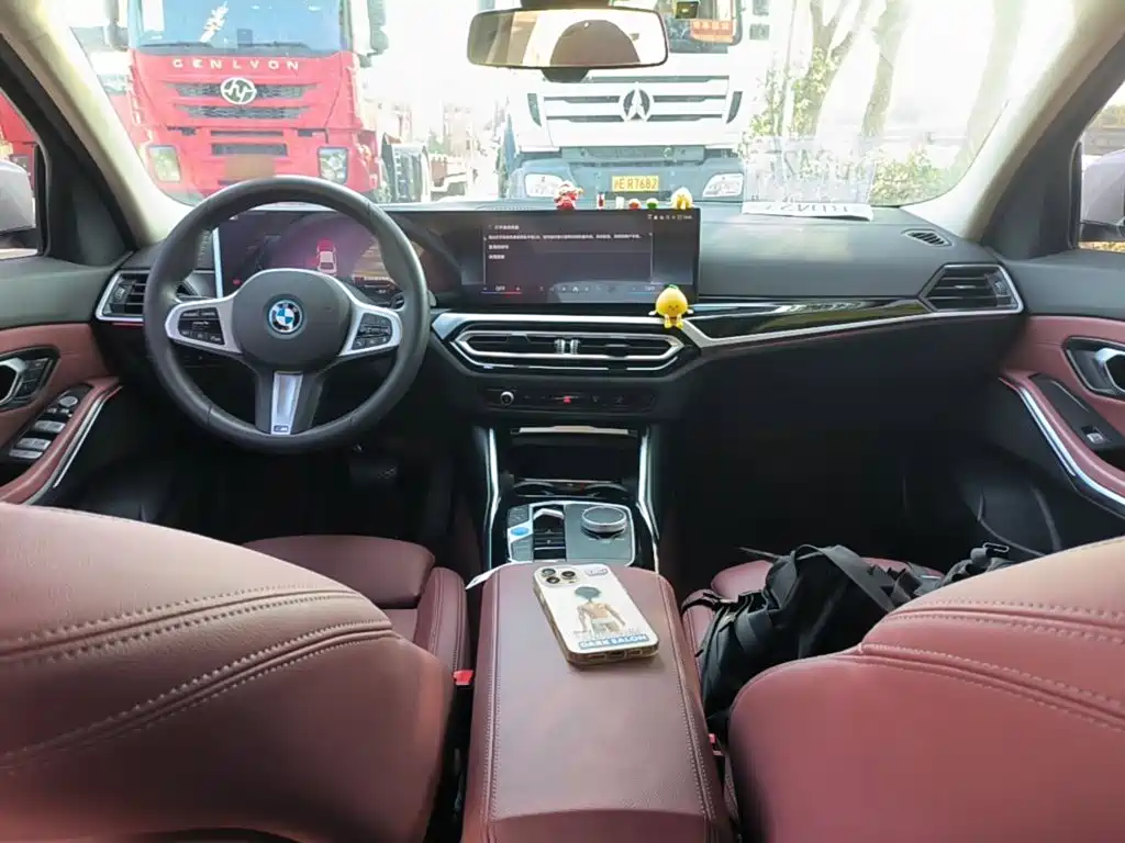 BMW i3 — фото 9