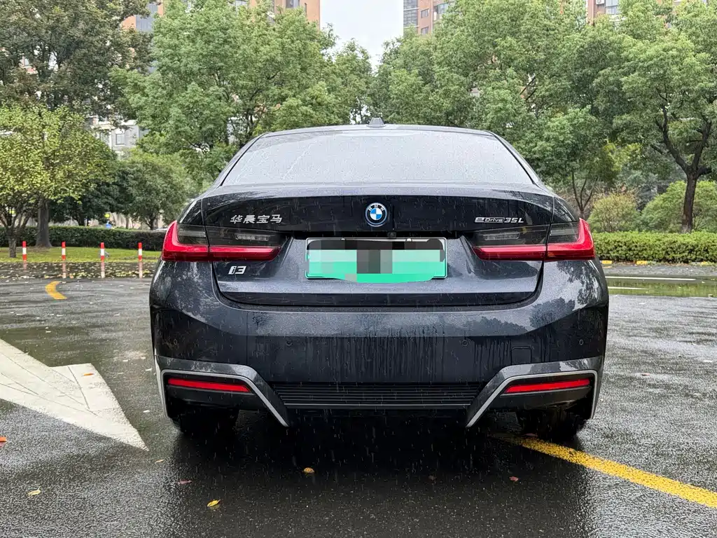 BMW i3 — фото 9