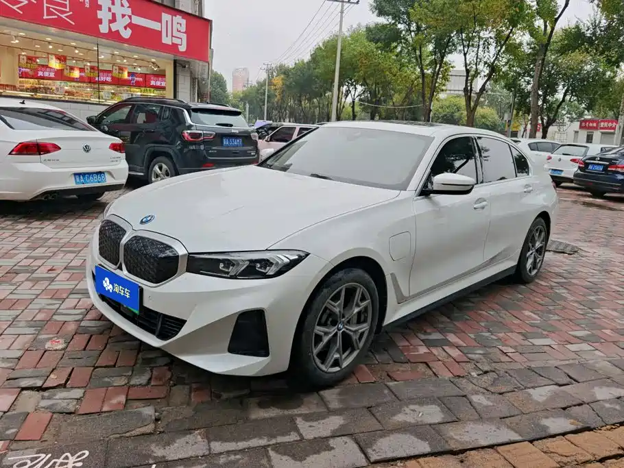 BMW i3 — фото 1