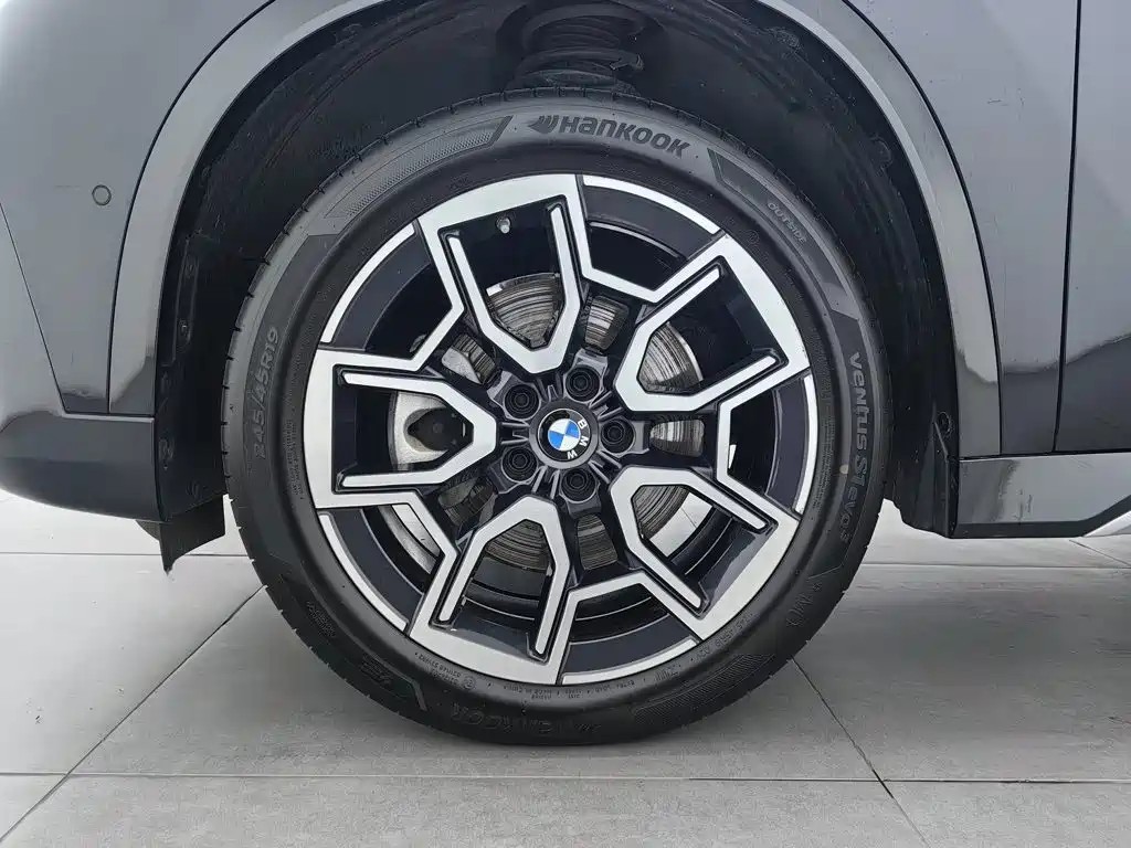 BMW X1 — фото 17