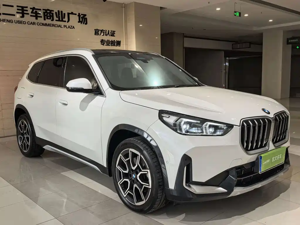 BMW X1 — фото 3