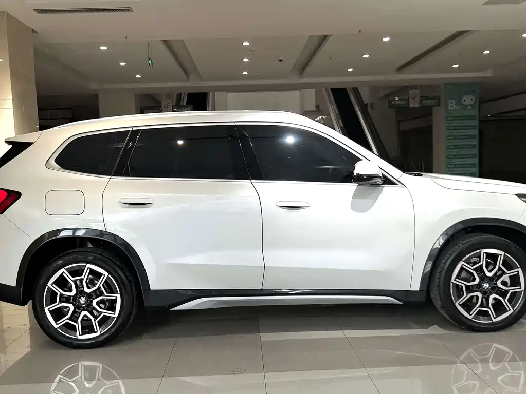 BMW X1 — фото 4