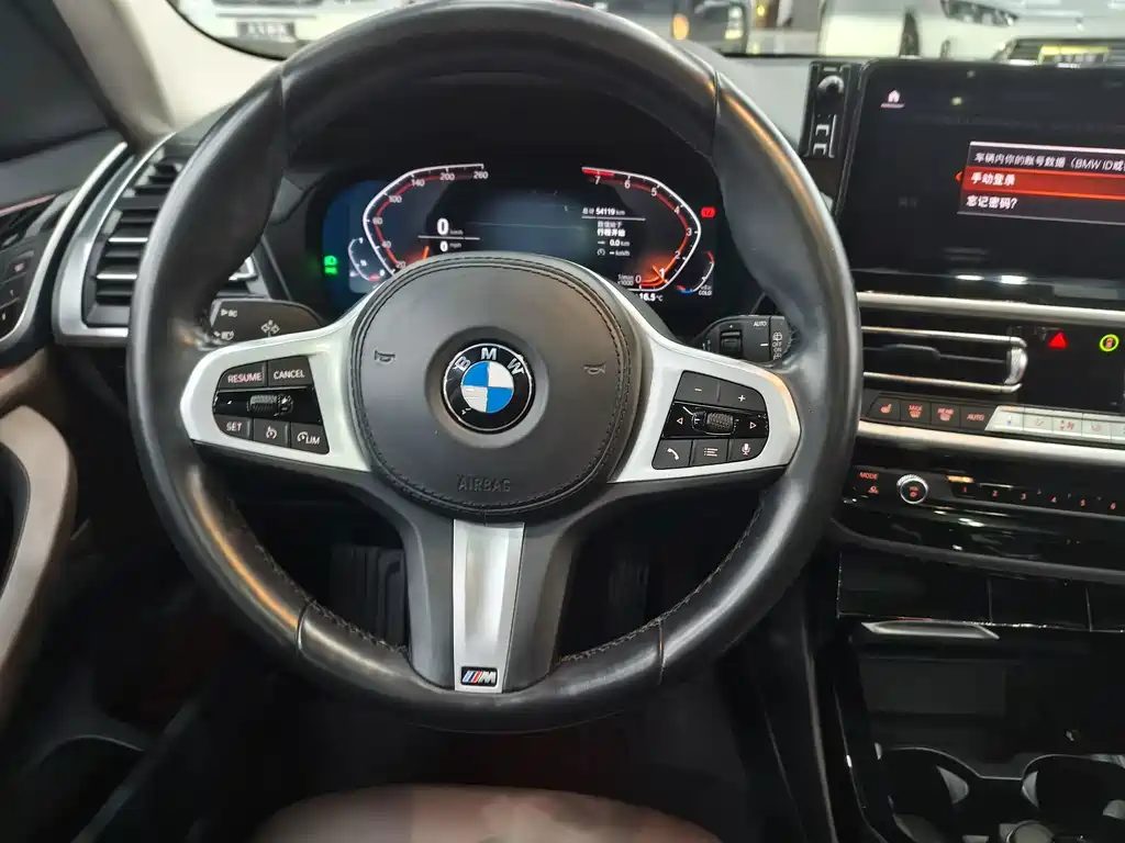 BMW X3 — фото 13