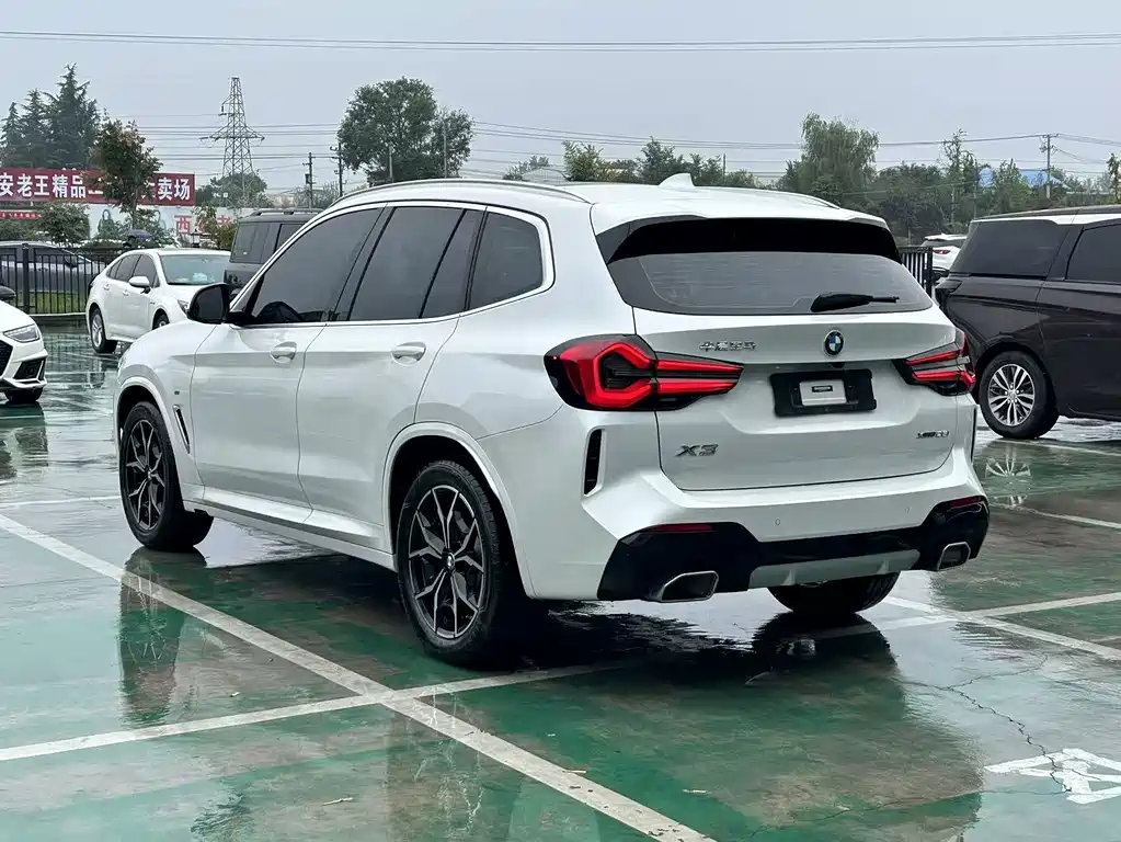 BMW X3 — фото 22
