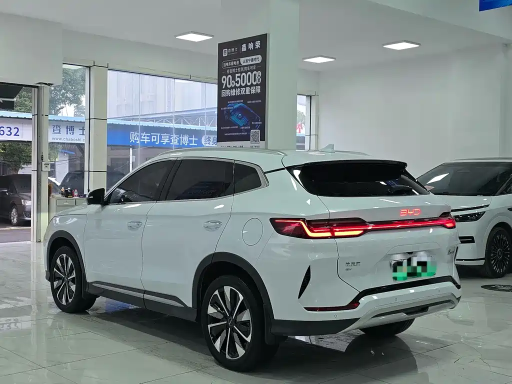 BYD PLUS New Energy — фото 9