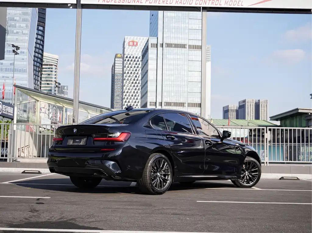 BMW 3 Series — фото 8