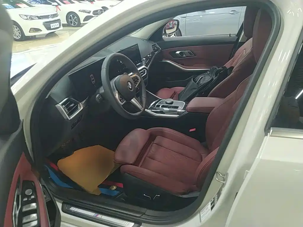 BMW 3 Series — фото 14