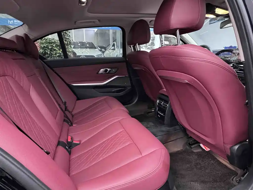 BMW 3 Series — фото 11