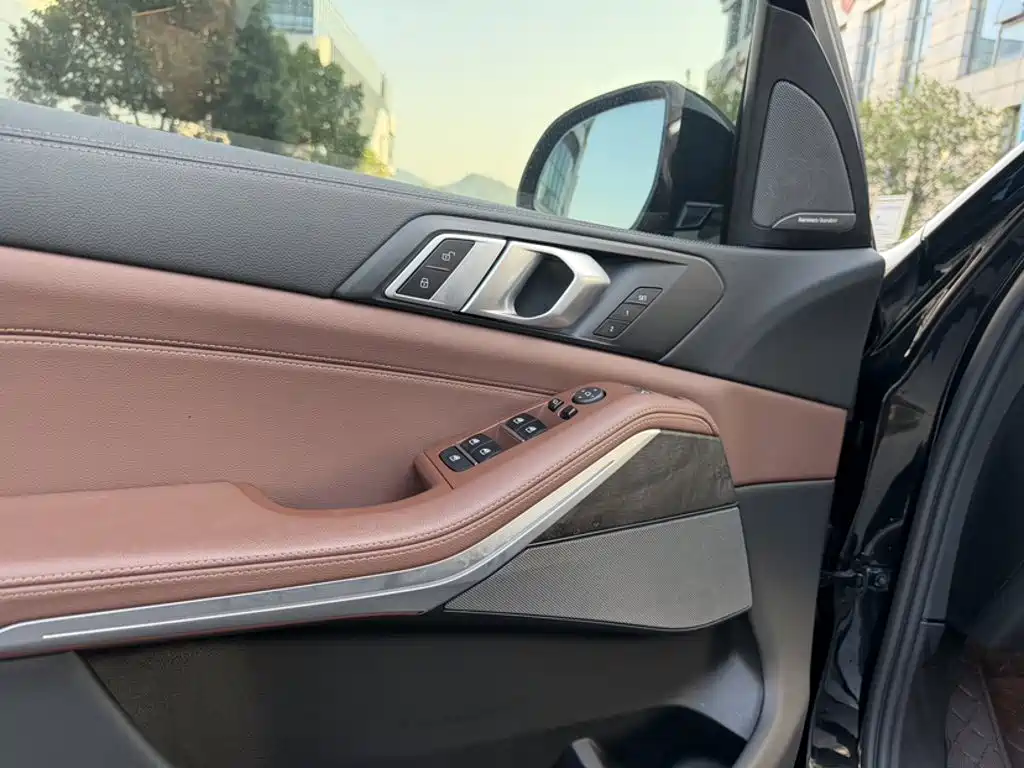 BMW X5 (Import) — фото 10